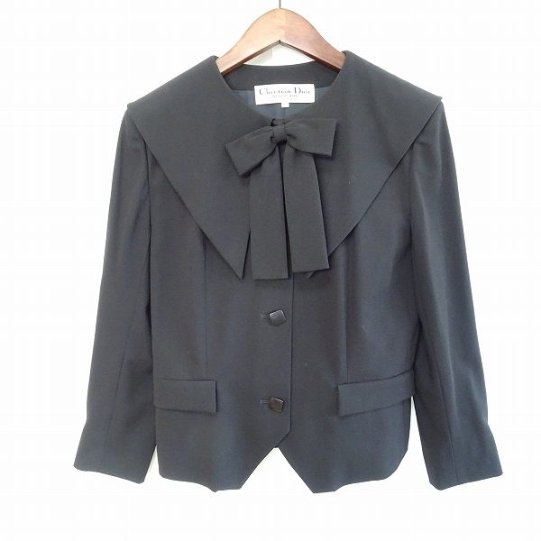 襟×リボンが大人可愛いクリスチャンディオールのジャケットをお買取しました