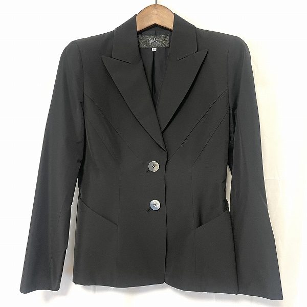 シックなデザインがおしゃれなイネスのナイロンジャケットをお買取しました