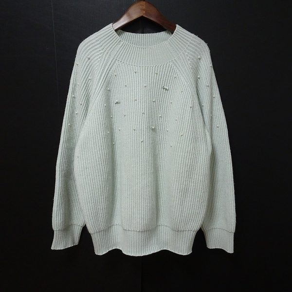 パールとリボンのあしらいがかわいい！ローズティアラのニットをお買取