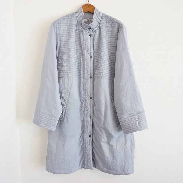 大人な水色カラーがおしゃれなヤッコマリカルドのロングコートをお買取しました