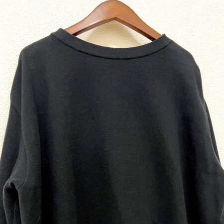 買取したパラスパレスの綿100％の黒ニットの襟元