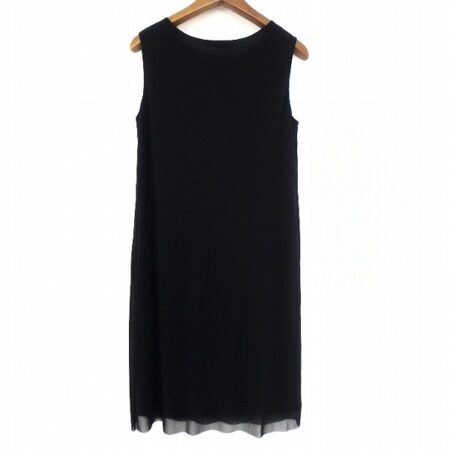 買取したヴィヴィアンタムのノースリーブワンピースのバックデザイン