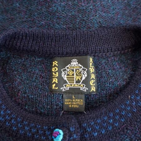 買取したロイヤルアルパカの花刺繍のカーディガンのタグ 買取したロイヤルアルパカの花刺繍のカーディガンのタグ