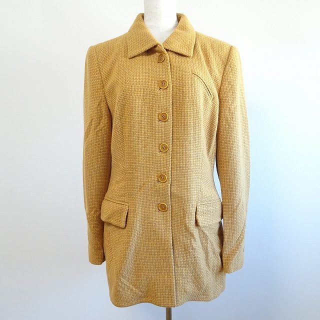 ベージュが素敵なレナランゲのジャケットをお買取りしました