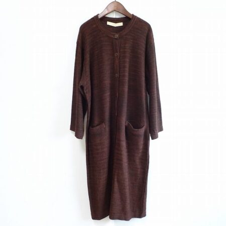 赤色がお洒落なモリオカサチコのワンピース 赤色がお洒落なモリオカサチコのワンピース