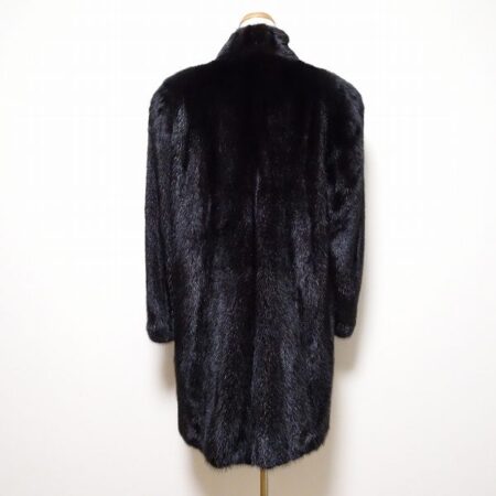 買取したサガミンクのジャケットのバックデザイン 買取したサガミンクのジャケットのバックデザイン