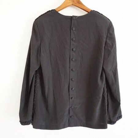 買取したインゲボルグのフリルカットソーのバックデザイン