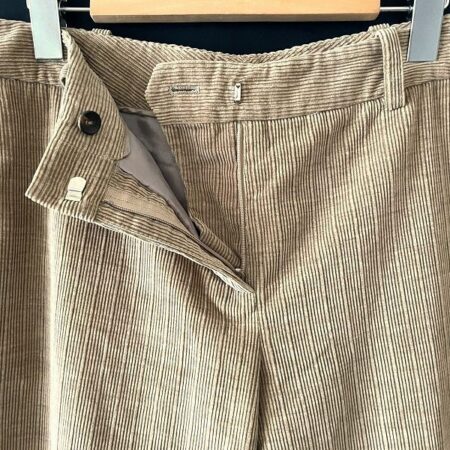 買取したアニオナのコーデュロイパンツのウエスト部分
