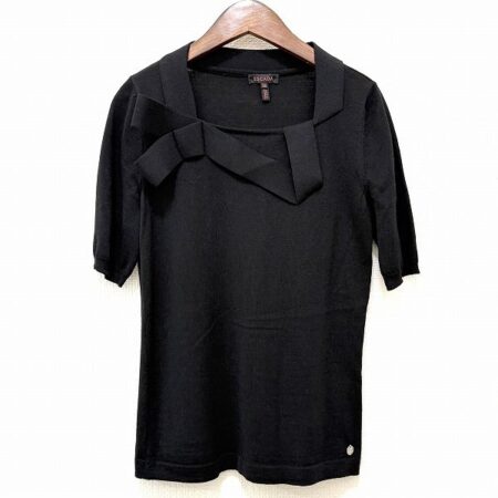 買取したエスカーダの半袖カットソー