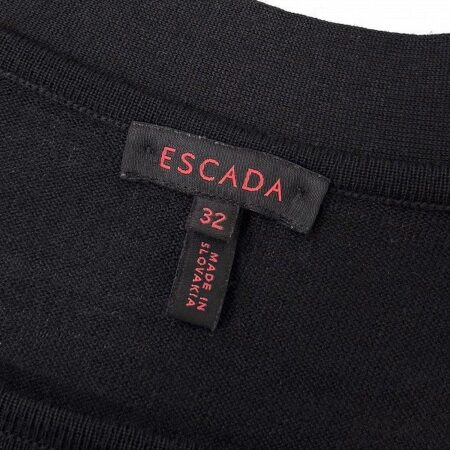 買取したエスカーダの半袖カットソーのタグ