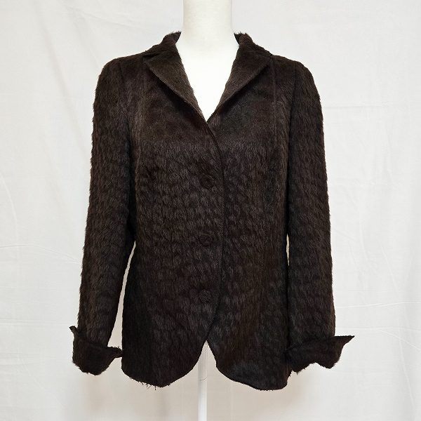 洗練されたデザインが魅力的なアクリス のジャケットをお買取