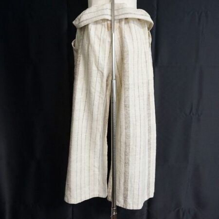 買取したウサトのストライプ柄のワイドパンツのバックデザイン