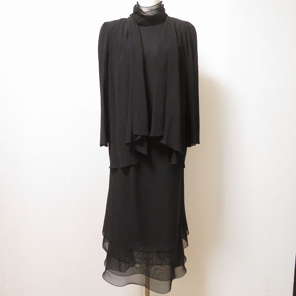 エレガントでおしゃれなジュンアシダのセットアップをお買取しました