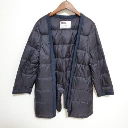 買取したマーガレットハウエルのステンカラーコートについているダウン