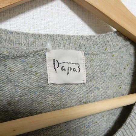 買取したパパスのニットベストのブランドタグ